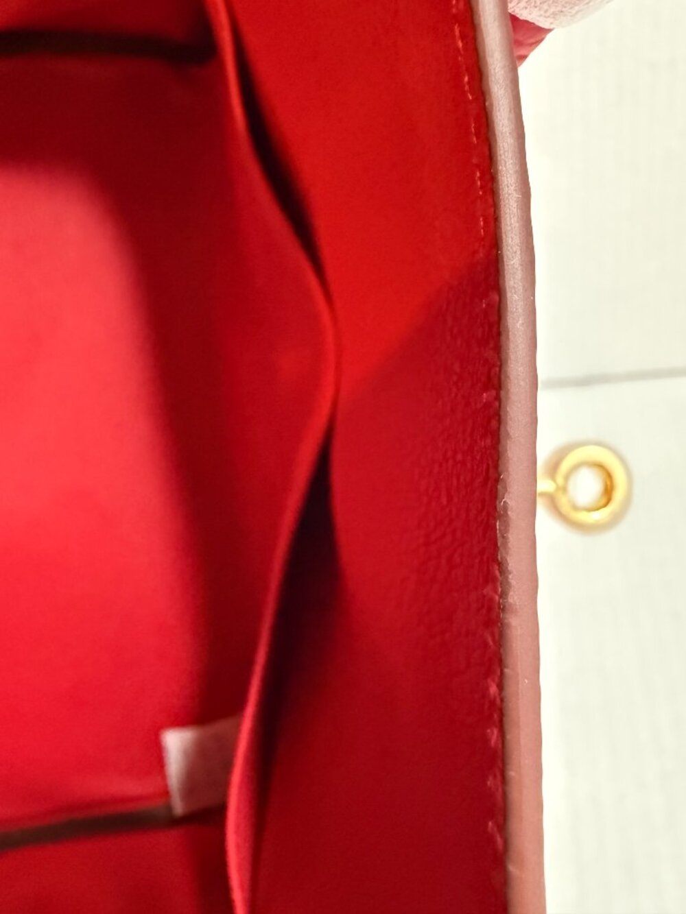 Beautiful Custom Designer Shoulder bag (Bright Red) - Picture 9 of 9